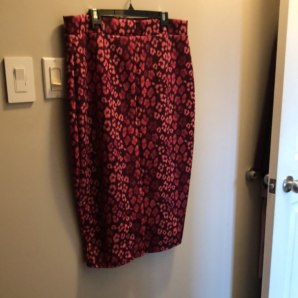 Lost Ink Ladies Red/Pink/Black Printed Skirt - UK Brand Name - Size 1X